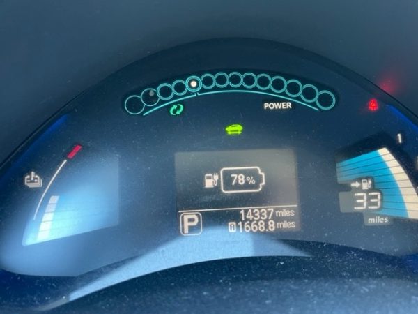 2017 Nissan LEAF S EV- 10693 - Image 5