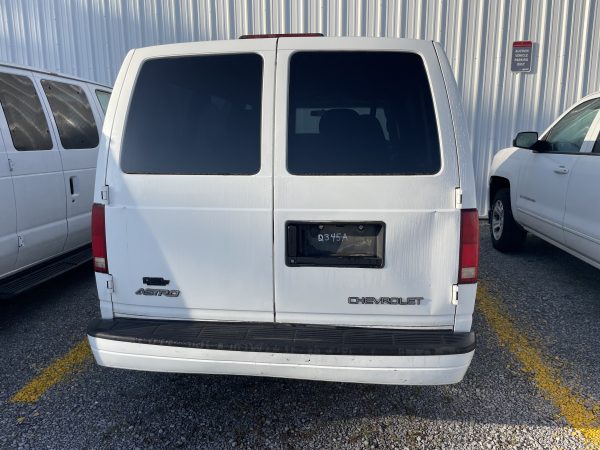 2003 Chevrolet Astro Van- 33888 - Image 3