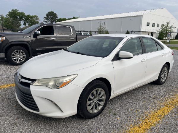 2015 Toyota Camry- 00832