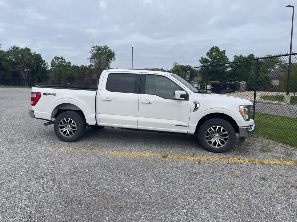 2022 Ford F150 Super Crew Lariat 4x4 Hybrid- 32043 - Image 5