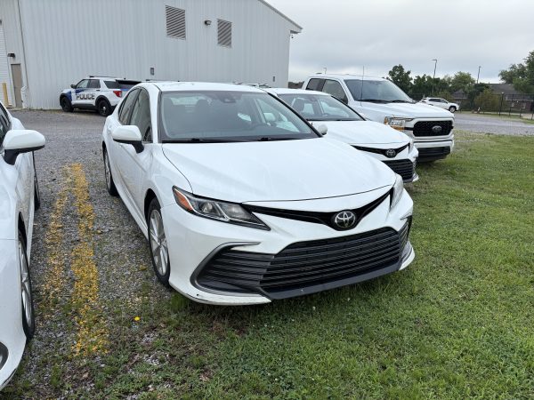 2022 Toyota Camry LE- 16093 - Image 2