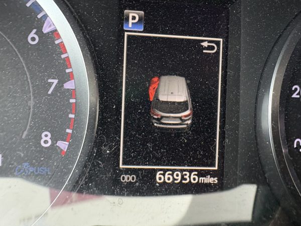 2019 Toyota Highlander LE- 60293 - Image 4