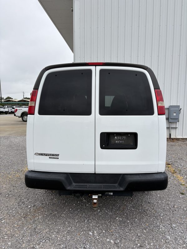 2015 Chevrolet Express 2500- 48879 - Image 3