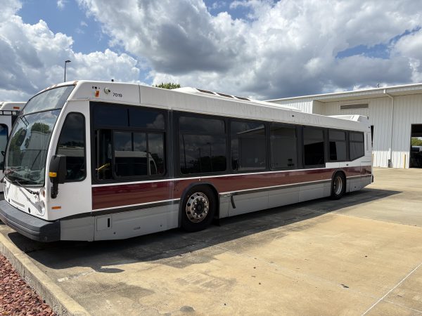 2010 Nova 36 Passenger Bus (does not run)- 00003