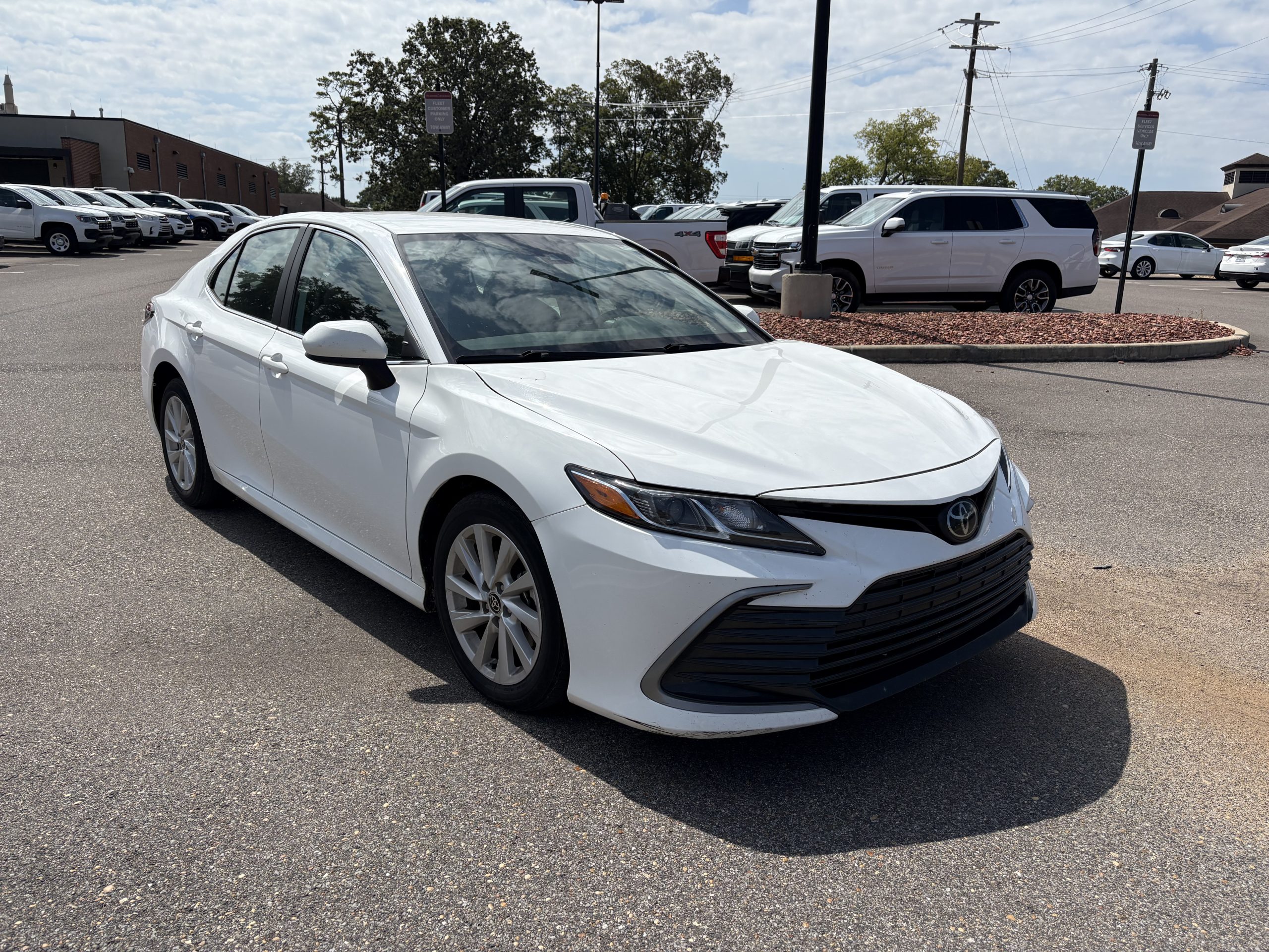 2022 Toyota Camry LE- 95900 - Image 2