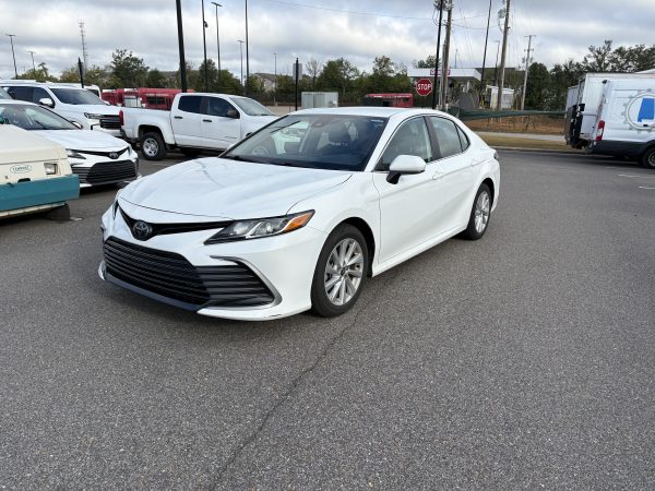 2022 Toyota Camry LE- 65776