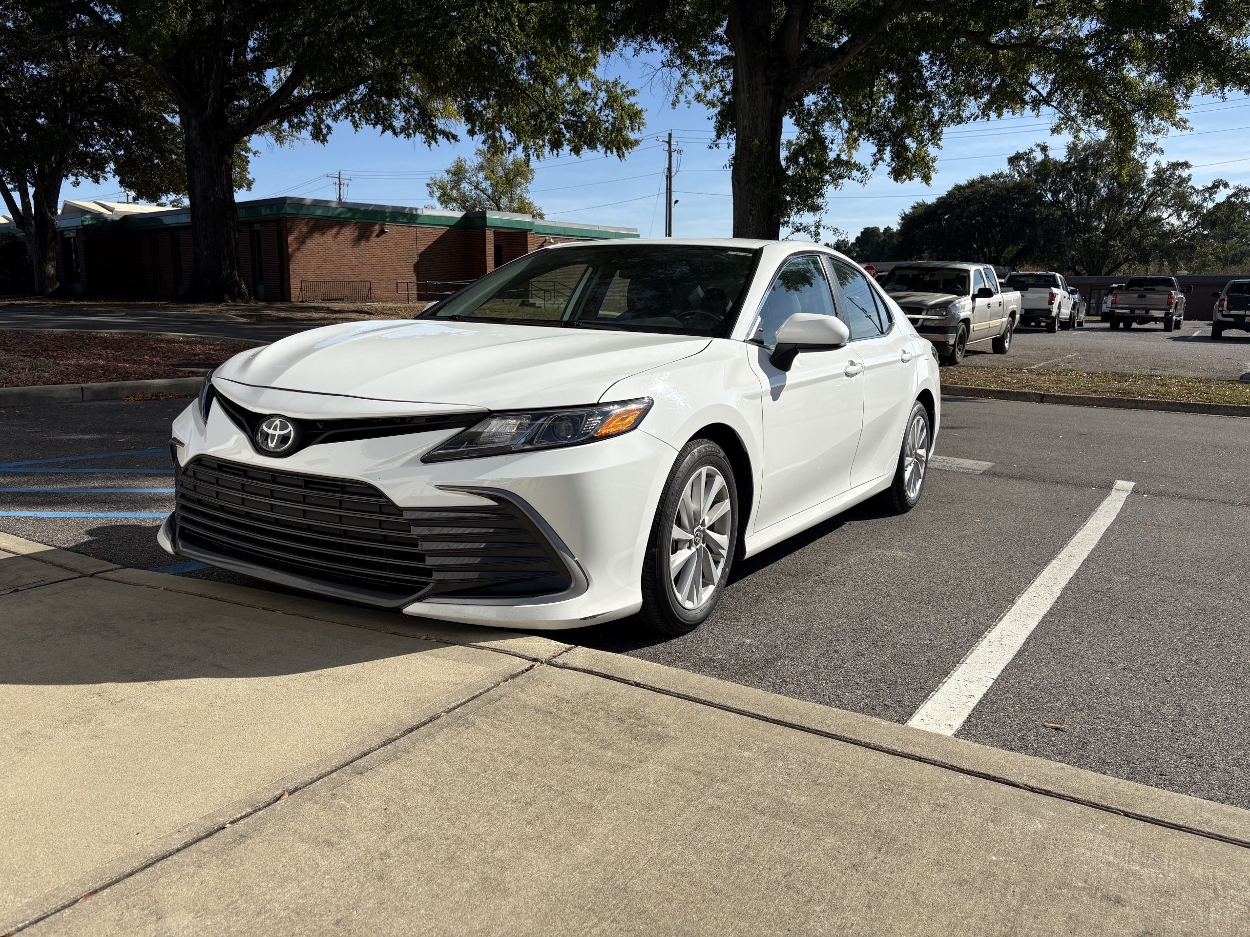 2022 Toyota Camry LE- 72123