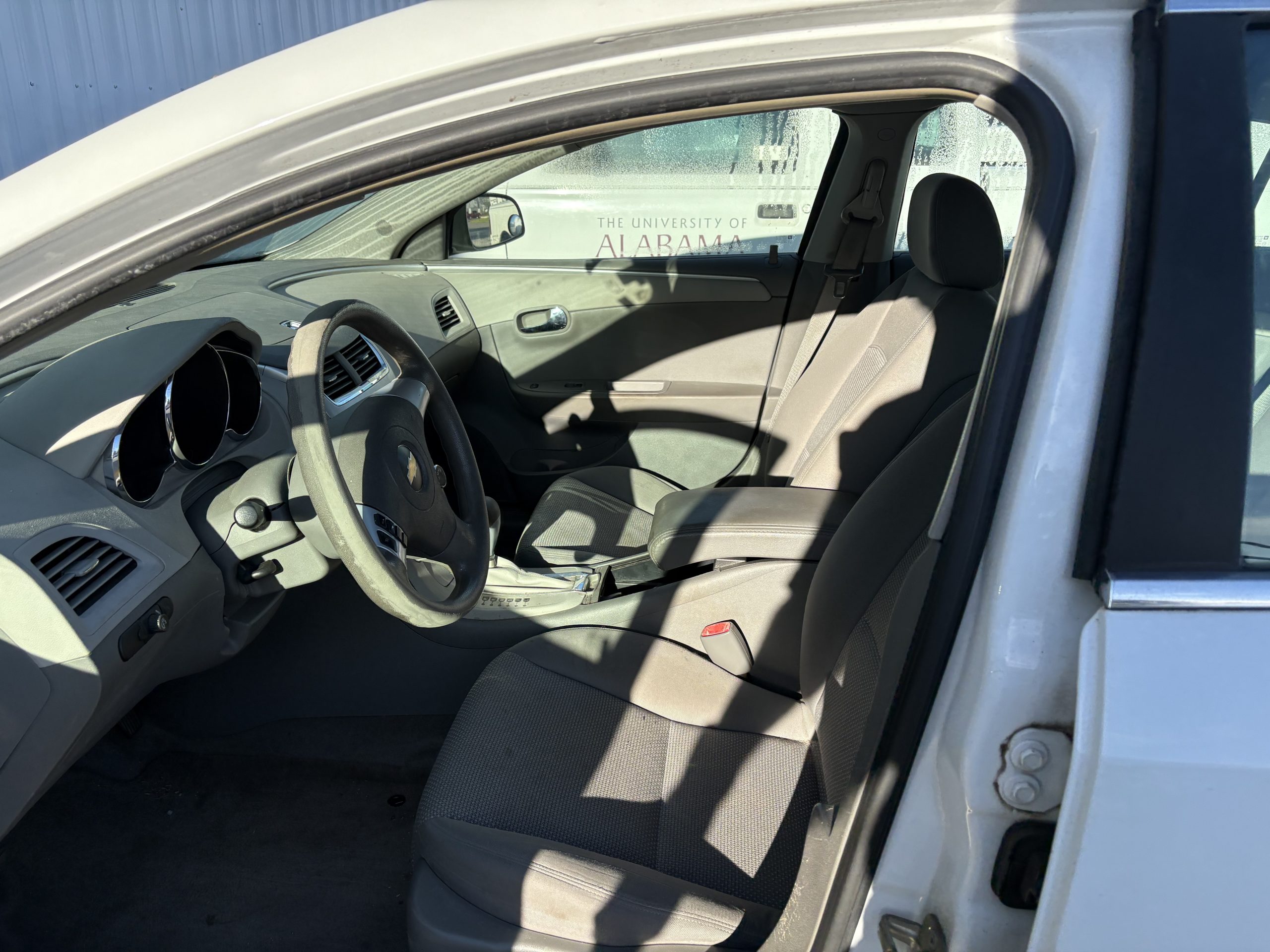 2009 Chevrolet Malibu- 09676 - Image 2