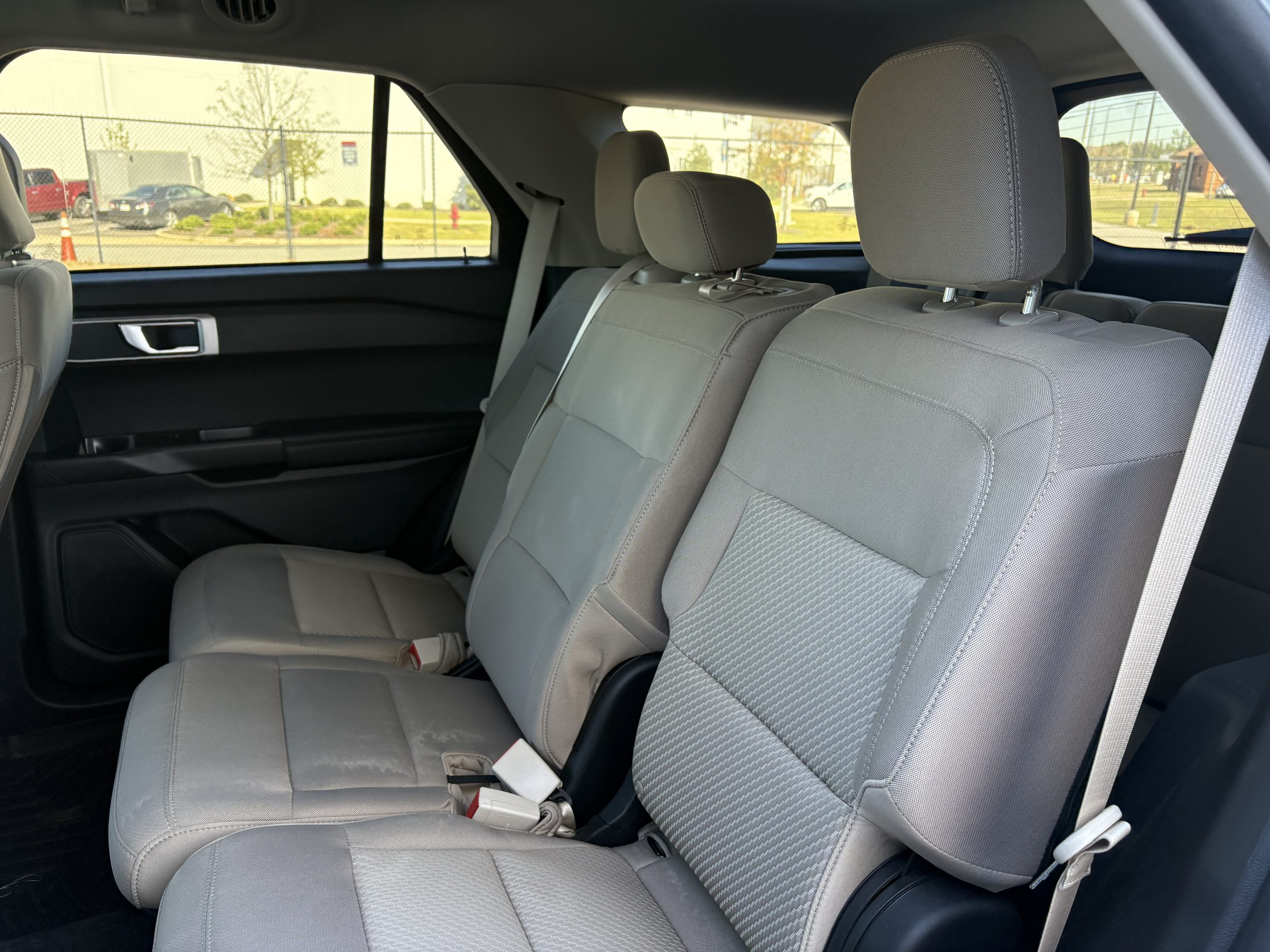 2022 Ford Explorer- 32181 - Image 4