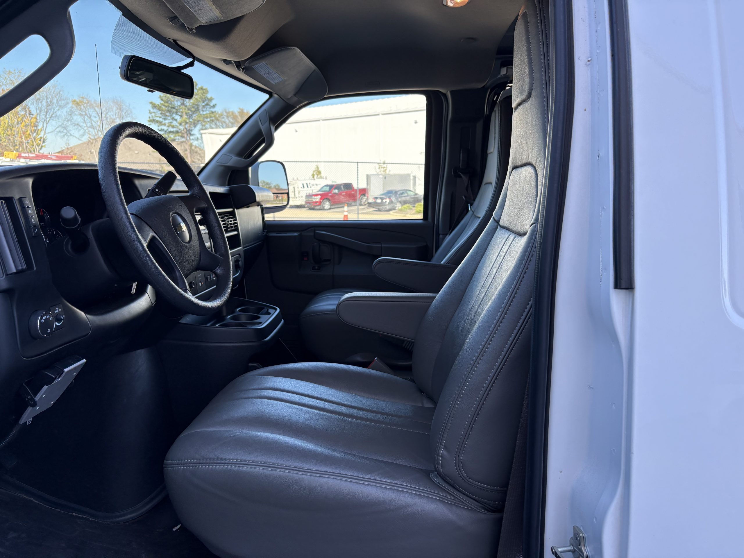 2023 Chevrolet Express 2500 Cargo Van- 94865 - Image 4